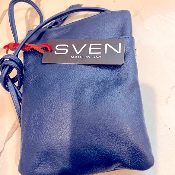 Sven iphone purse in luxury soft leather royal blue - Picture 2 of 7